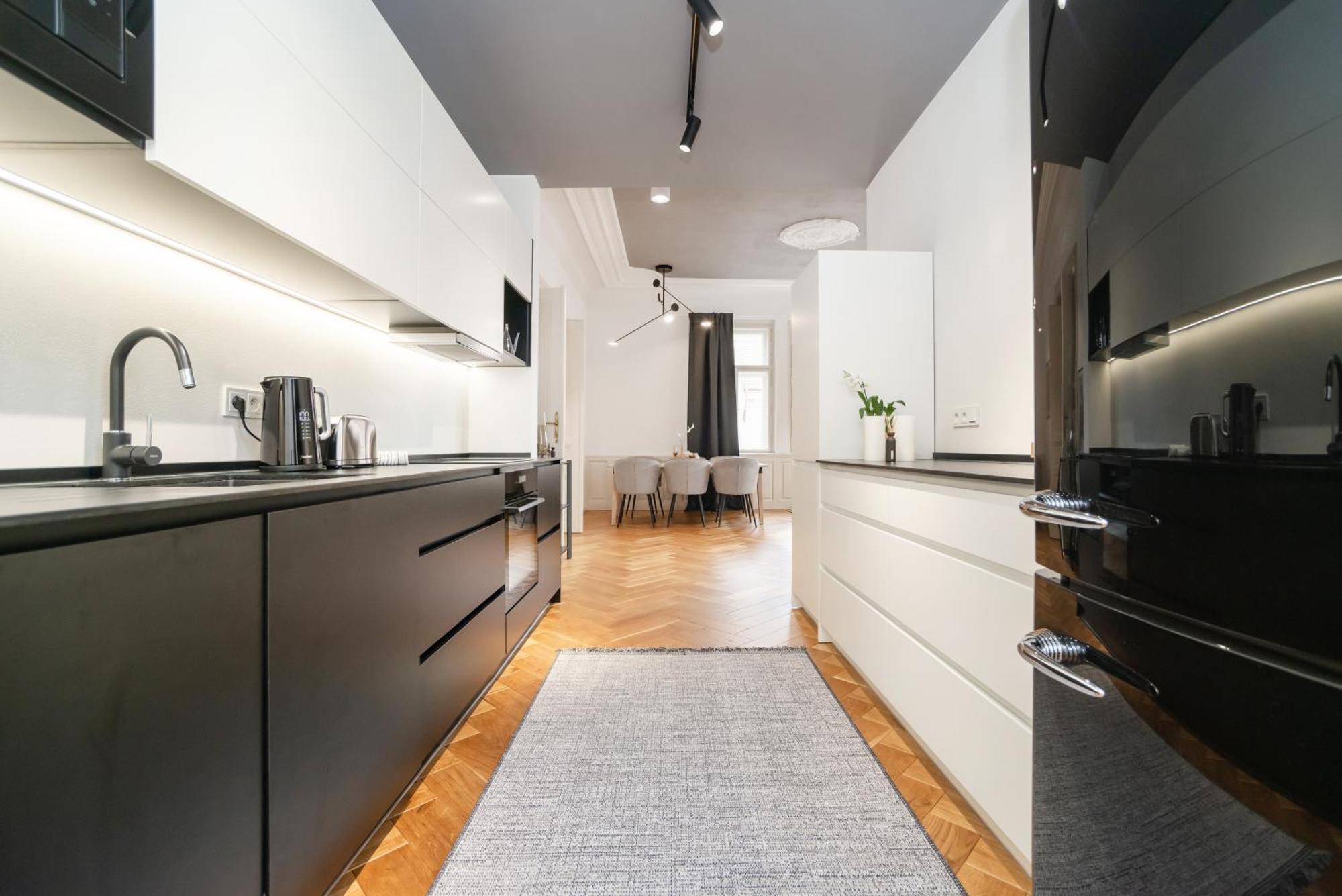 Luxurious 3bed Very Spacious In The Area Lejlighed