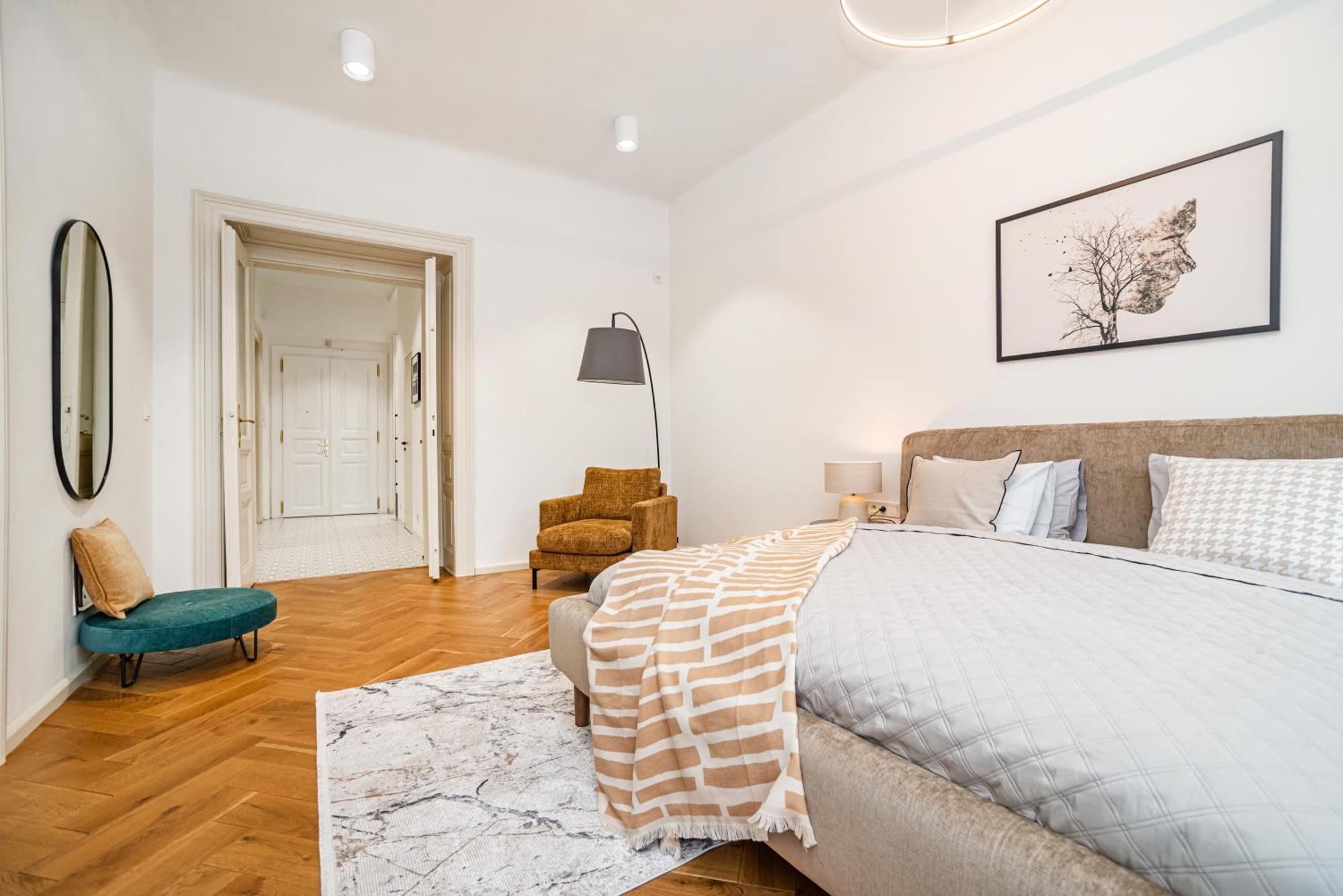 Luxurious 3bed Very Spacious In The Area Lejlighed